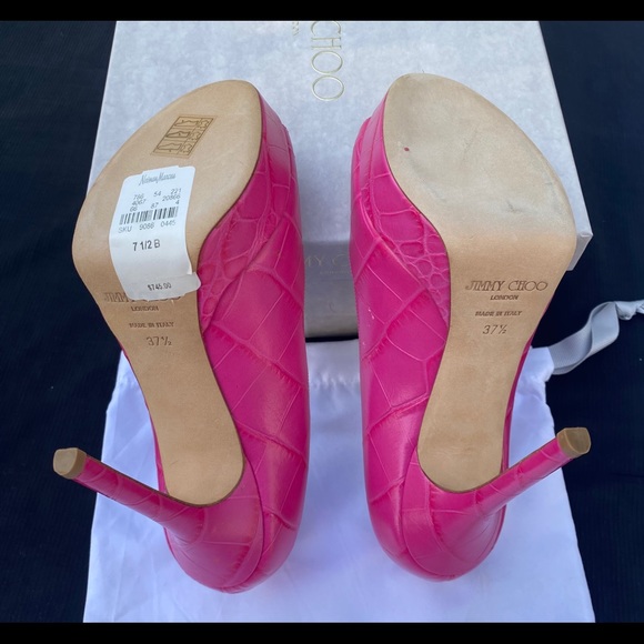 Shoes - Picture 5 of 12